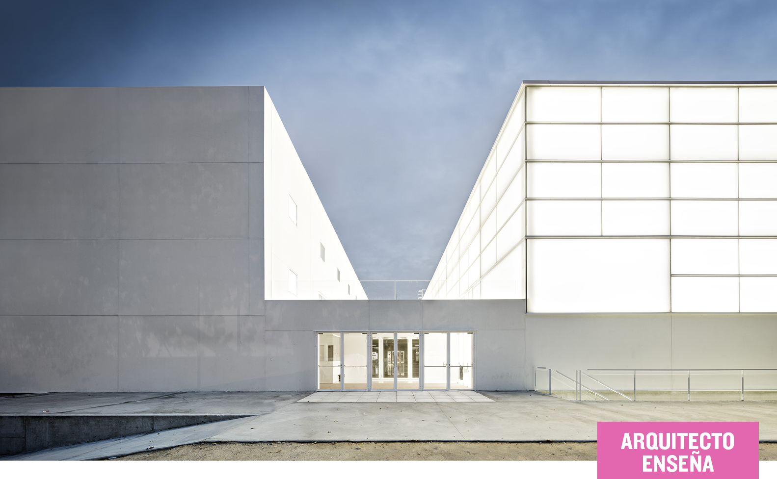 El Arquitecto enseña su obra - Pabellón polideportivo y aulario Universidad Francisco de Vitoria